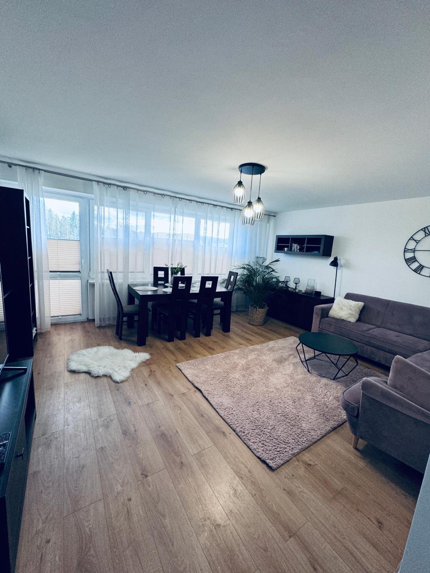 סאנוק 4 Pokojowy Apartament Posada מראה חיצוני תמונה